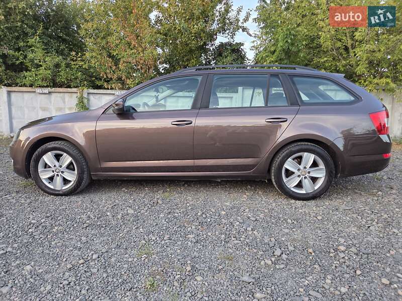 Универсал Skoda Octavia 2013 в Луцке фото 7 Универсал Skoda Octavia 2013 в Луцке