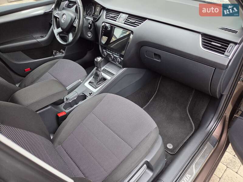 Универсал Skoda Octavia 2013 в Луцке фото 17 Универсал Skoda Octavia 2013 в Луцке