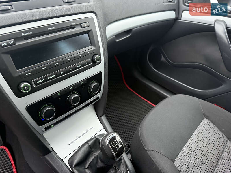 Универсал Skoda Octavia 2011 в Переяславе