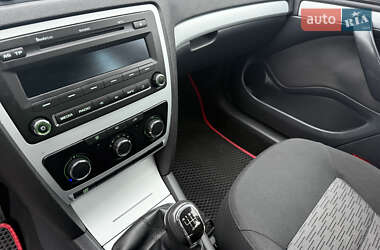 Универсал Skoda Octavia 2011 в 
