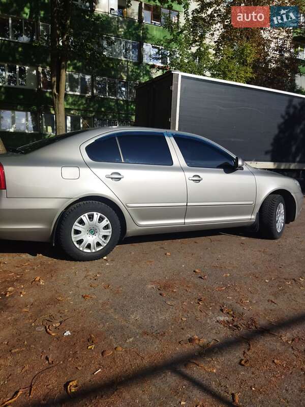 Лифтбек Skoda Octavia 2010 в Львове фото 9 Лифтбек Skoda Octavia 2010 в Львове