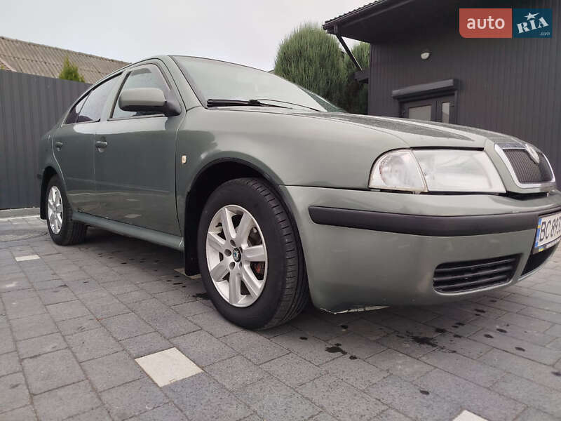 Лифтбек Skoda Octavia 2002 в Дрогобыче