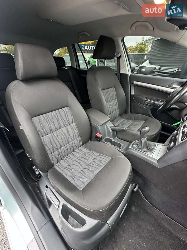 Универсал Skoda Octavia 2010 в Белогородке