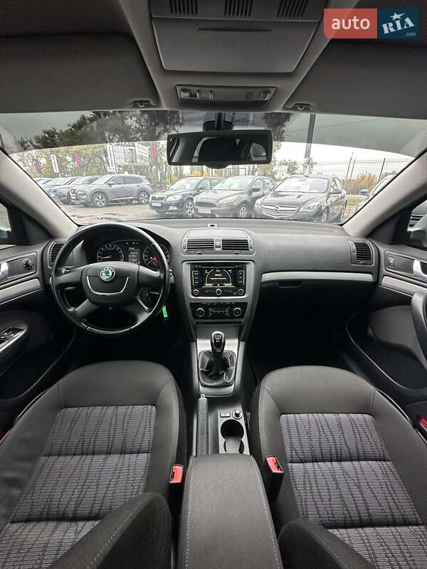 Универсал Skoda Octavia 2010 в Белогородке