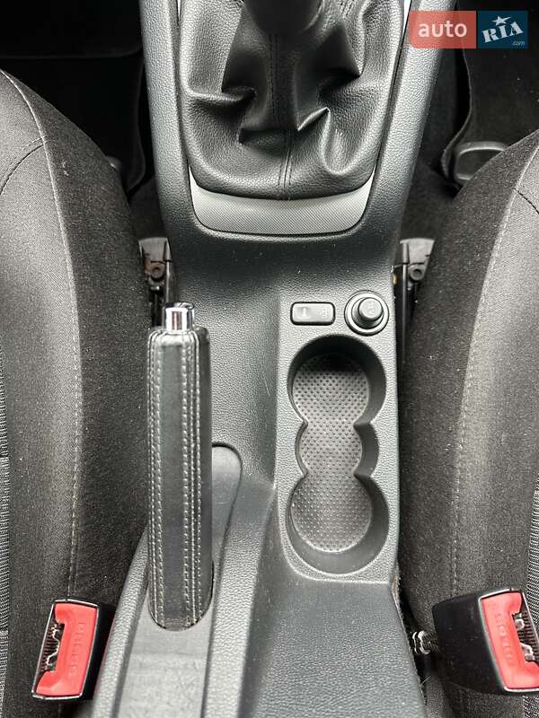 Универсал Skoda Octavia 2010 в Белогородке