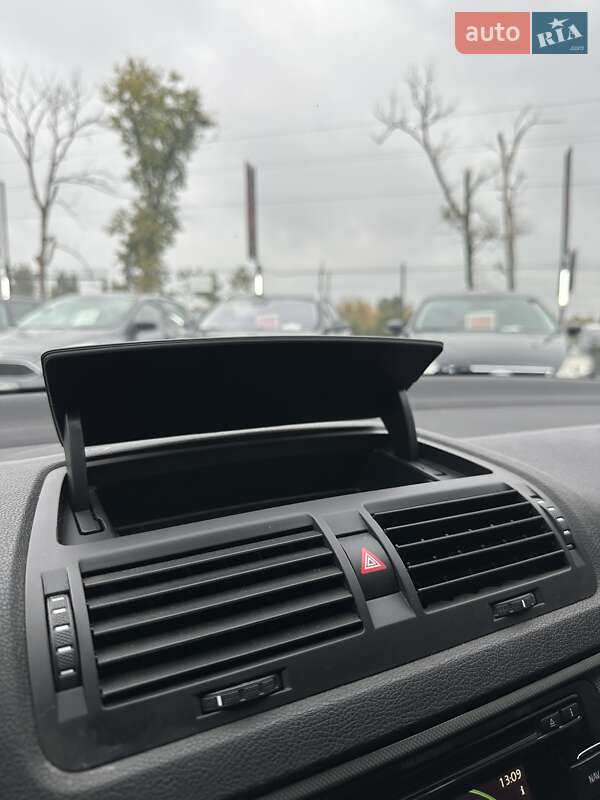 Универсал Skoda Octavia 2010 в Белогородке