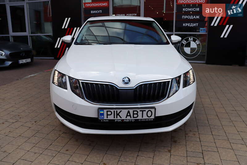 Ліфтбек Skoda Octavia 2019 в Львові