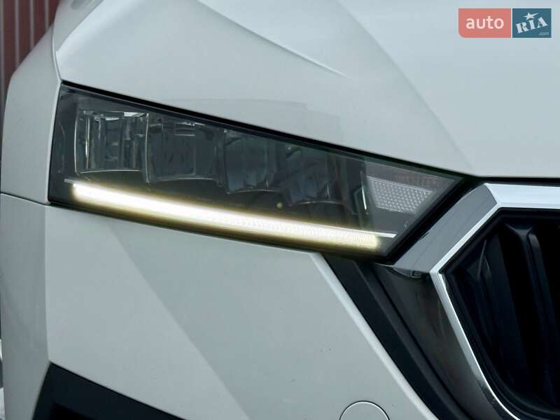 Лифтбек Skoda Octavia 2021 в Киеве