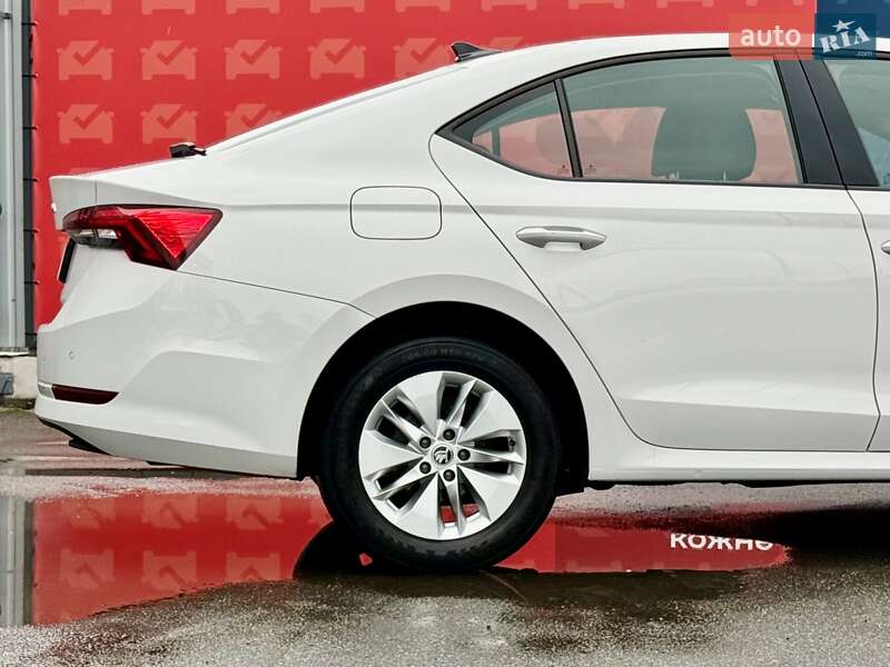 Лифтбек Skoda Octavia 2021 в Киеве