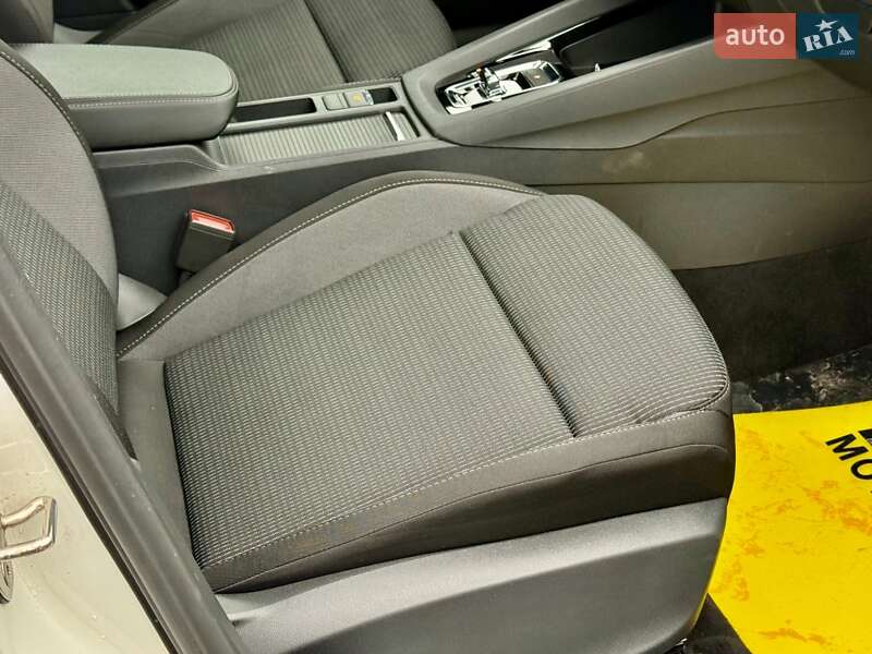 Лифтбек Skoda Octavia 2021 в Киеве