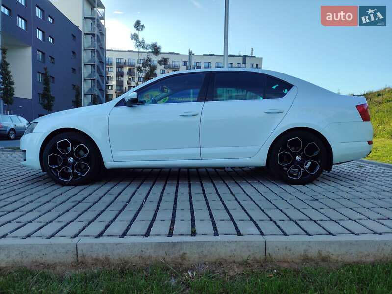 Ліфтбек Skoda Octavia 2015 в Солонці фото 3 Ліфтбек Skoda Octavia 2015 в Солонці