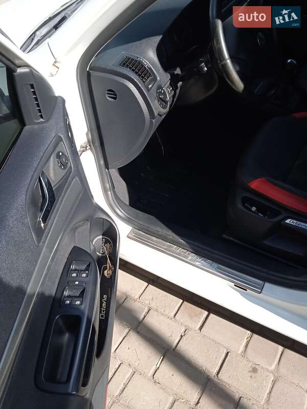 Универсал Skoda Octavia 2008 в Самборе фото 8 Универсал Skoda Octavia 2008 в Самборе