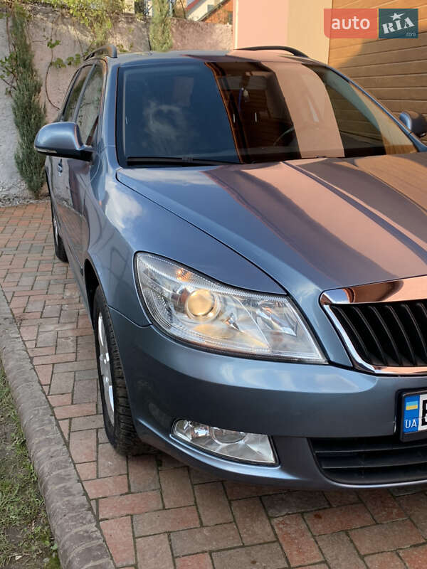 Универсал Skoda Octavia 2011 в Львове
