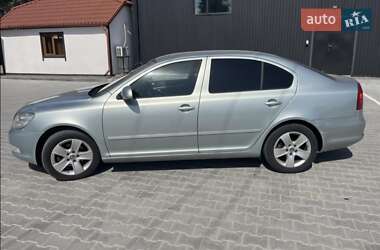 Лифтбек Skoda Octavia 2011 в 