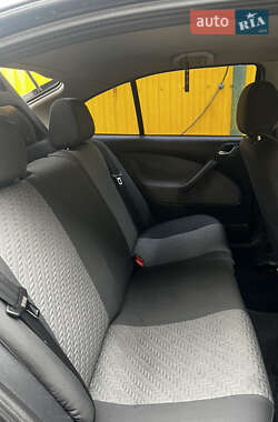 Лифтбек Skoda Octavia 2006 в  фото 25 Лифтбек Skoda Octavia 2006 в