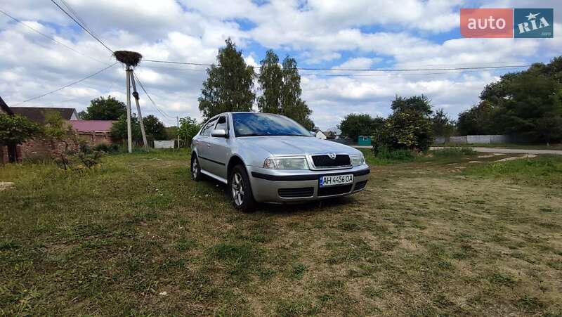 Лифтбек Skoda Octavia 2006 в Киеве