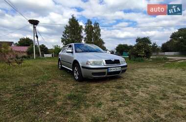 Лифтбек Skoda Octavia 2006 в 