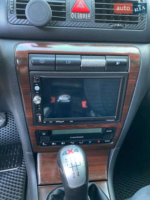 Лифтбек Skoda Octavia 2001 в Одессе