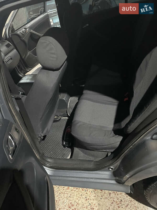 Лифтбек Skoda Octavia 2004 в Сумах фото 10 Лифтбек Skoda Octavia 2004 в Сумах