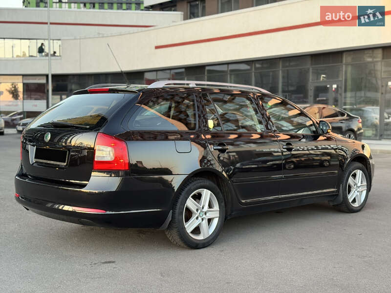 Універсал Skoda Octavia 2009 в Києві