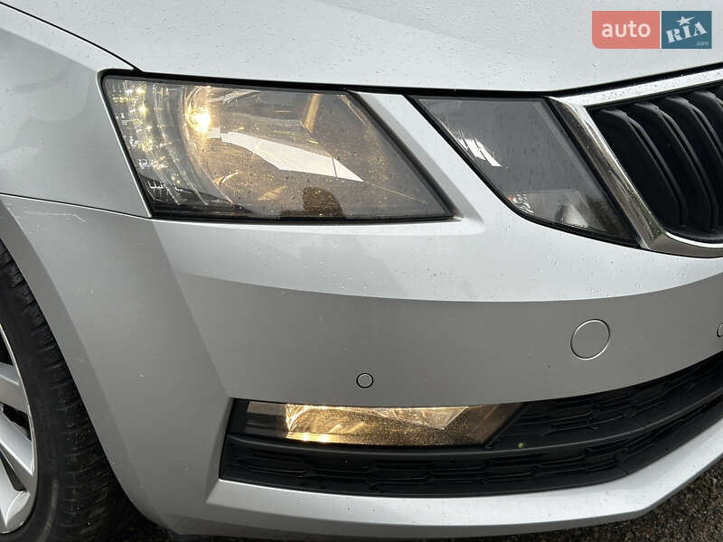 Универсал Skoda Octavia 2019 в Ивано-Франковске