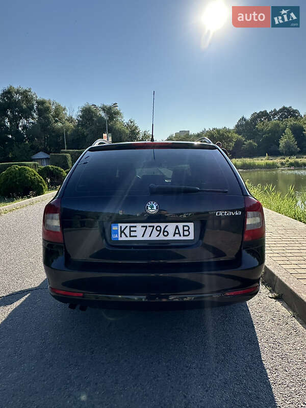 Универсал Skoda Octavia 2010 в Днепре