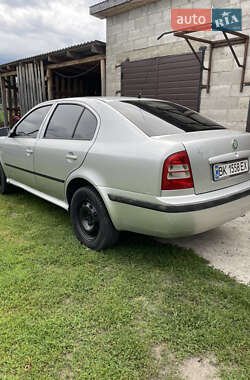 Лифтбек Skoda Octavia 2001 в  фото 11 Лифтбек Skoda Octavia 2001 в