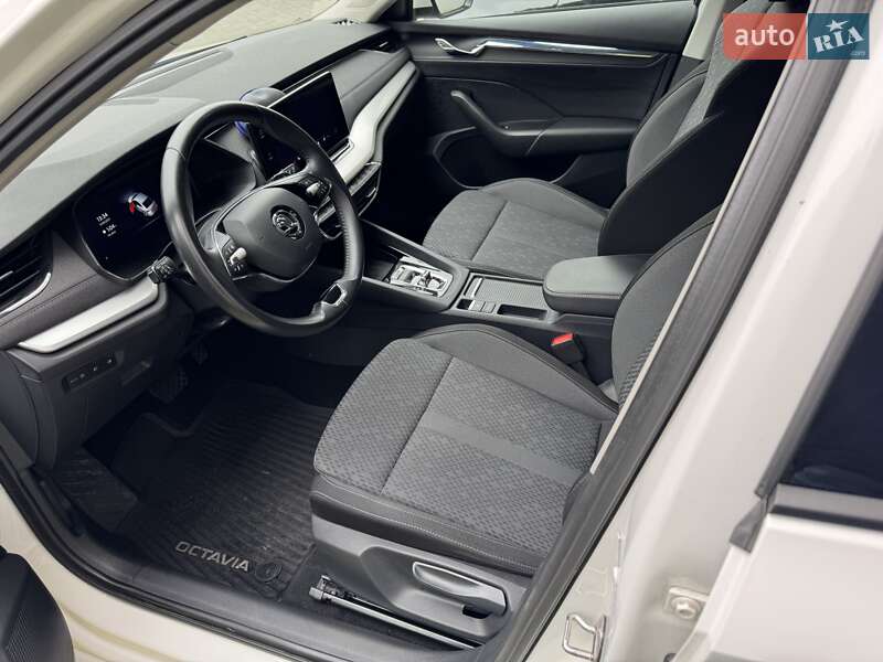 Ліфтбек Skoda Octavia 2021 в Львові фото 5 Ліфтбек Skoda Octavia 2021 в Львові