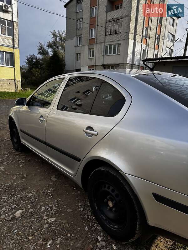 Лифтбек Skoda Octavia 2006 в Бориславе
