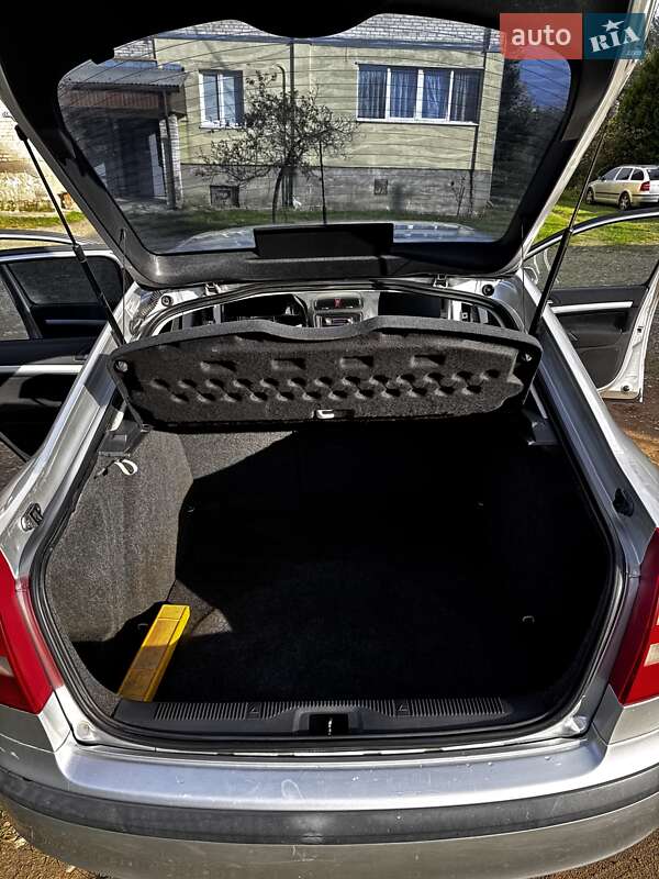 Лифтбек Skoda Octavia 2006 в Бориславе