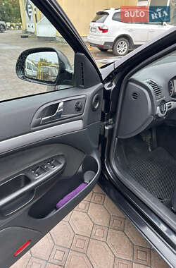 Лифтбек Skoda Octavia 2011 в 