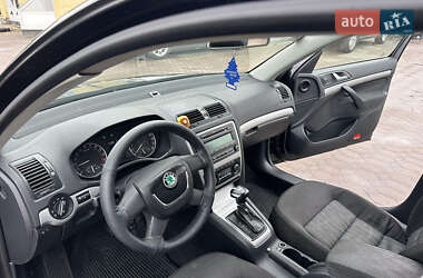 Лифтбек Skoda Octavia 2011 в 