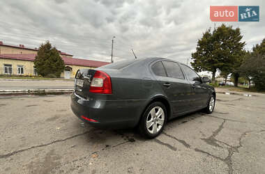 Лифтбек Skoda Octavia 2012 в 