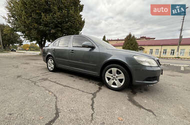Лифтбек Skoda Octavia 2012 в 