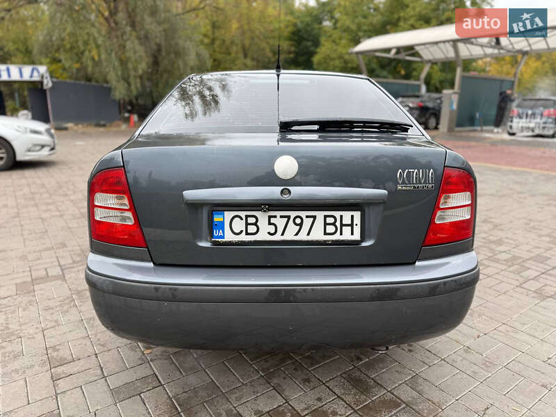 Лифтбек Skoda Octavia 2006 в Киеве