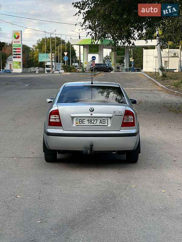 Лифтбек Skoda Octavia 2004 в Николаеве