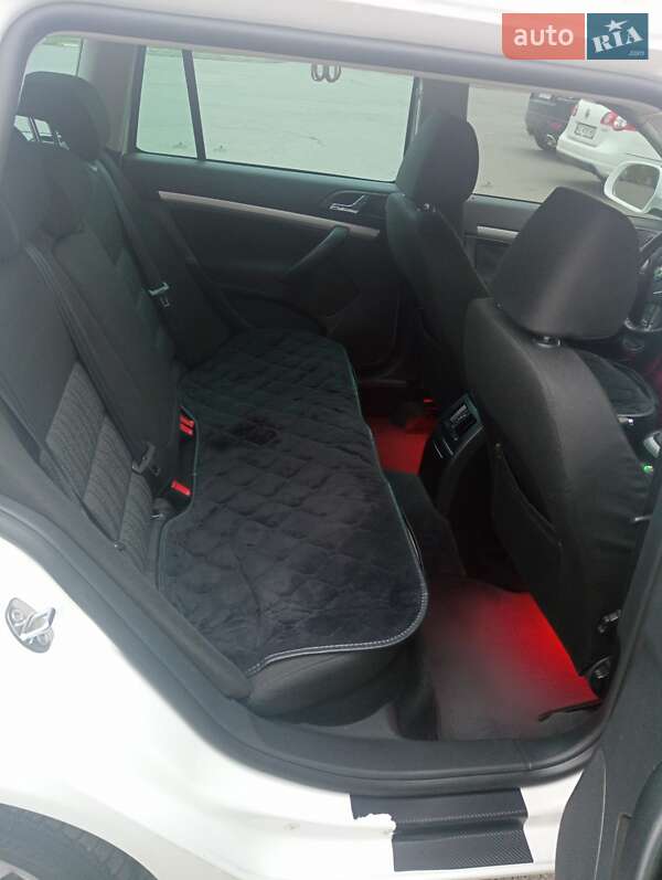 Універсал Skoda Octavia 2009 в Володимирі