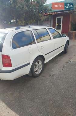 Універсал Skoda Octavia 2009 в Києві
