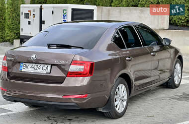 Лифтбек Skoda Octavia 2013 в 