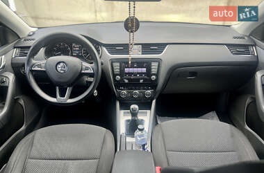 Лифтбек Skoda Octavia 2013 в 