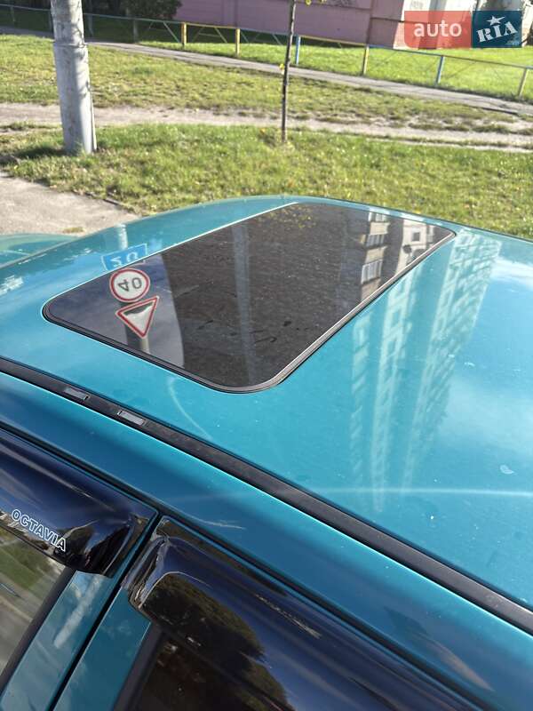 Ліфтбек Skoda Octavia 2000 в Павлограді