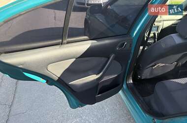 Лифтбек Skoda Octavia 2000 в 