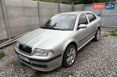 Лифтбек Skoda Octavia 2006 в 