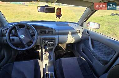 Лифтбек Skoda Octavia 1999 в 