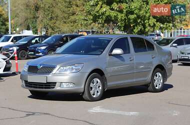 Лифтбек Skoda Octavia 2012 в 