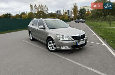 Универсал Skoda Octavia 2012 в 