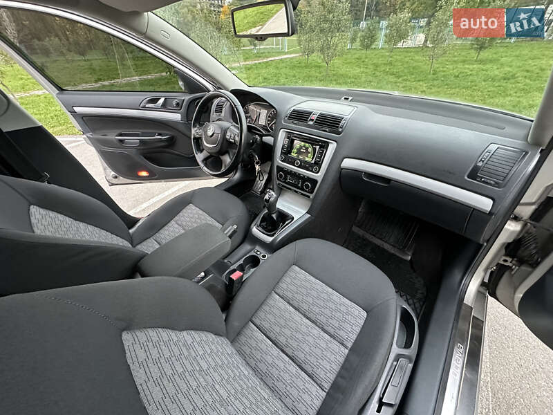 Універсал Skoda Octavia 2012 в Івано-Франківську фото 11 Універсал Skoda Octavia 2012 в Івано-Франківську