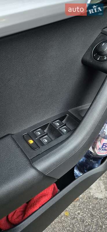 Лифтбек Skoda Octavia 2017 в Кропивницком