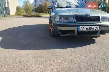 Лифтбек Skoda Octavia 2003 в 