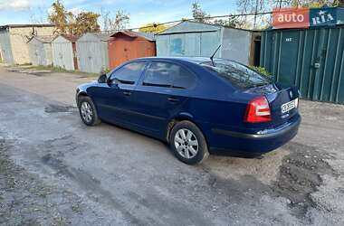 Лифтбек Skoda Octavia 2012 в 